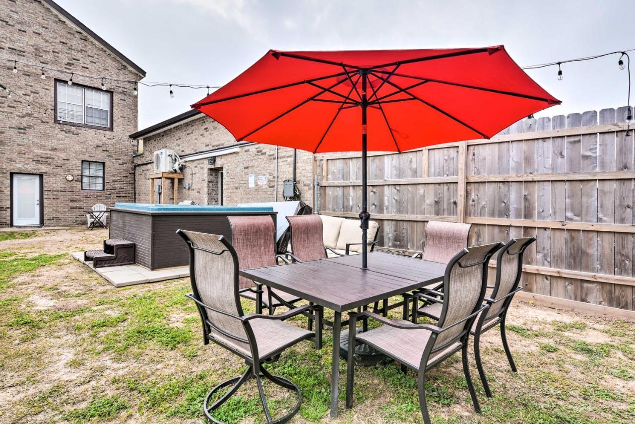 Beautiful Galveston Apt With Deck Less Than 3 Mi To Dtwn! エクステリア 写真