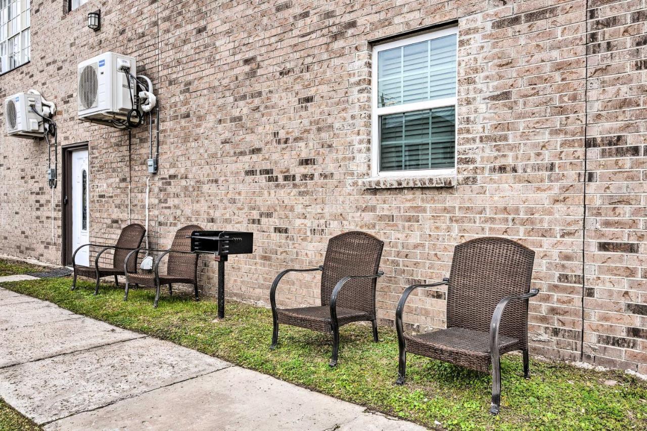 Beautiful Galveston Apt With Deck Less Than 3 Mi To Dtwn! エクステリア 写真
