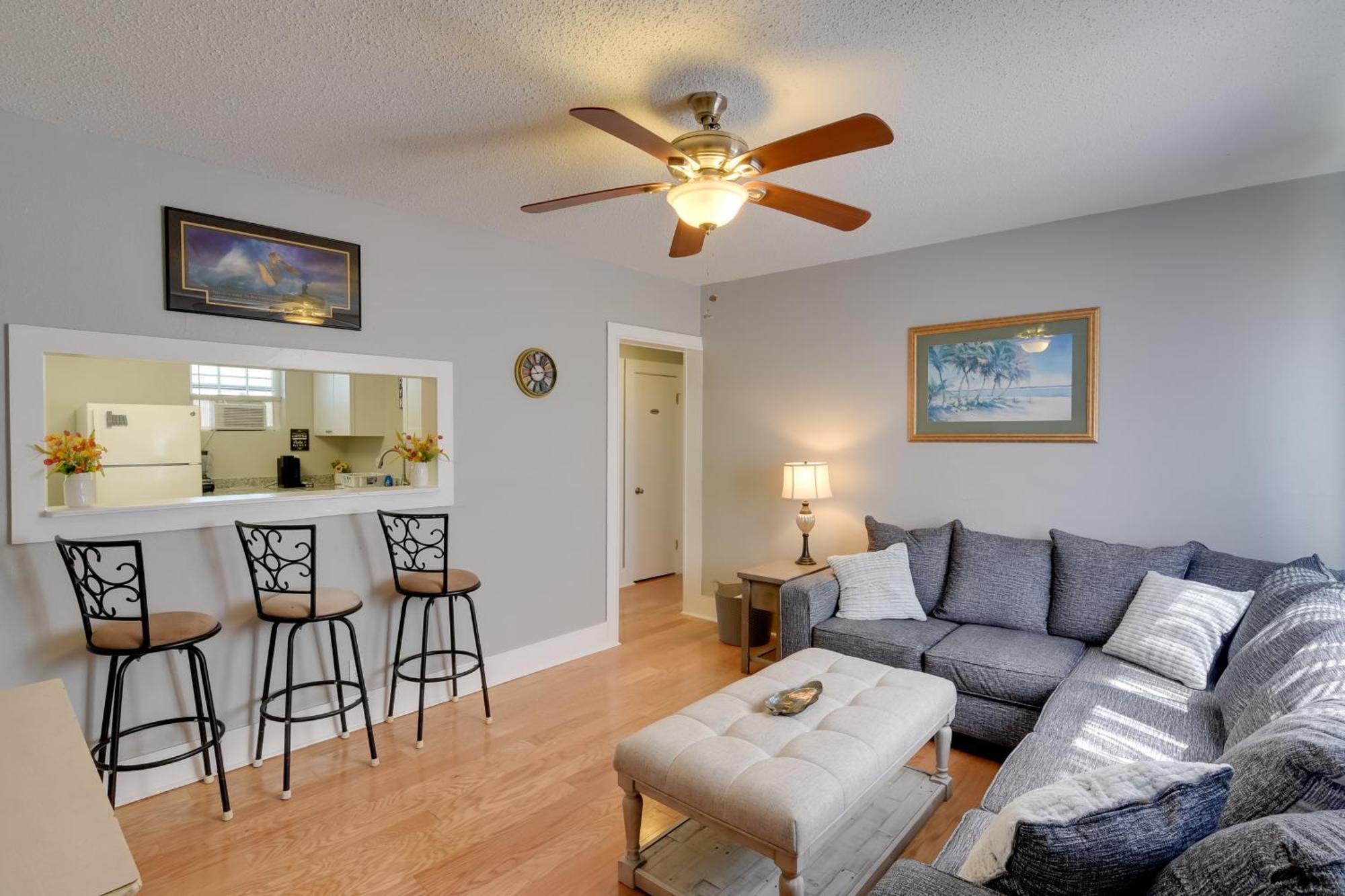 Beautiful Galveston Apt With Deck Less Than 3 Mi To Dtwn! エクステリア 写真